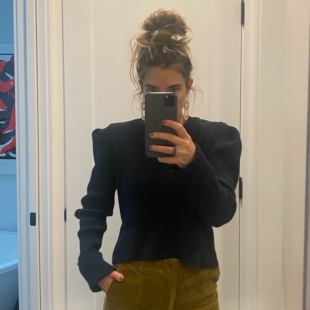 Topshop / US 12 / Navy sweater / Stiched shoulders / cuffed sleeves